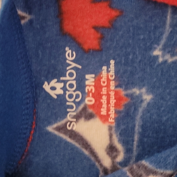 Snugabye 0-3 months Toronto blue Jay's sleeper - Picture 2 of 4